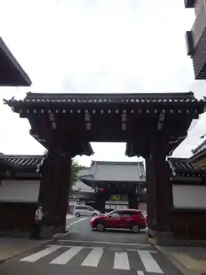 本願寺(西本願寺)の山門・神門