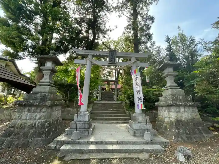 隠津島神社の{uncategorized: "未分類", other: "その他", undefined: "問題あり", building: "その他建物", grave: "お墓", sacred_gate: "鳥居", guardian: "狛犬", statue: "像", buddha: "仏像", history: "歴史", nature: "自然", garden: "庭園", animal: "動物", pagoda: "塔", temizu: "手水舎", mountain_gate: "山門・神門", sanctuary: "本殿・本堂", subordinate: "末社・摂社", art: "芸術", scenery: "景色", jizo: "地蔵", ema: "絵馬", goshuin: "御朱印", omikuji: "おみくじ", items: "授与品その他", amulet: "お守り", goshuincho: "御朱印帳", eats: "食事", festival: "お祭り", votive_dance: "神楽", shichigosan: "七五三参", wedding: "結婚式", experience: "体験その他", initially: "初詣", around: "周辺", anti_infection: "感染症対策"}
