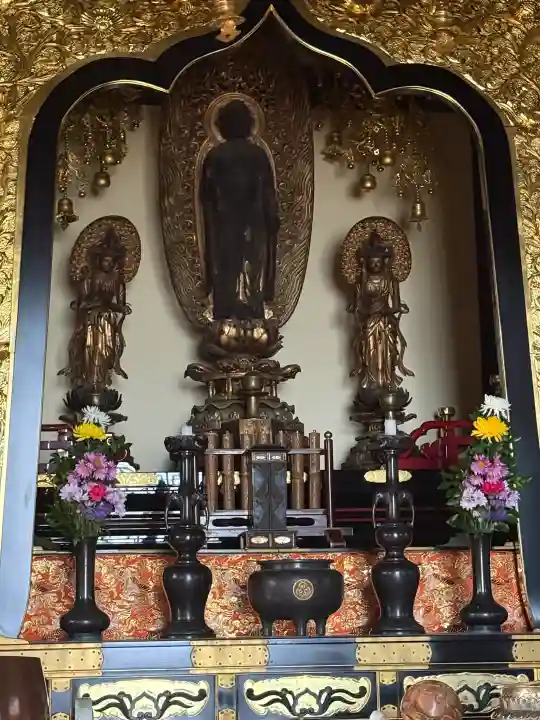 孝恩寺の{uncategorized: "未分類", other: "その他", undefined: "問題あり", building: "その他建物", grave: "お墓", sacred_gate: "鳥居", guardian: "狛犬", statue: "像", buddha: "仏像", history: "歴史", nature: "自然", garden: "庭園", animal: "動物", pagoda: "塔", temizu: "手水舎", mountain_gate: "山門・神門", sanctuary: "本殿・本堂", subordinate: "末社・摂社", art: "芸術", scenery: "景色", jizo: "地蔵", ema: "絵馬", goshuin: "御朱印", omikuji: "おみくじ", items: "授与品その他", amulet: "お守り", goshuincho: "御朱印帳", eats: "食事", festival: "お祭り", votive_dance: "神楽", shichigosan: "七五三参", wedding: "結婚式", experience: "体験その他", initially: "初詣", around: "周辺", anti_infection: "感染症対策"}