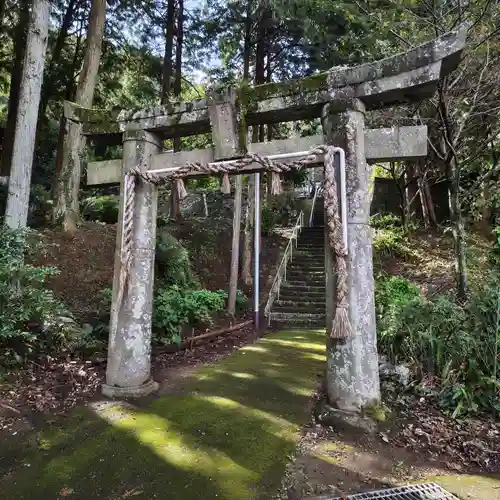 堤雄神社の鳥居