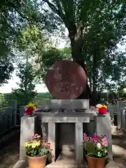 彌都加伎神社の建物その他