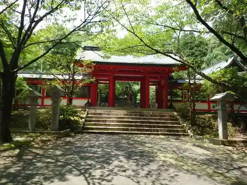 近江神宮の山門・神門