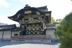 本願寺（西本願寺）の山門