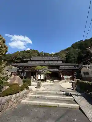 清巌寺の{uncategorized: "未分類", other: "その他", undefined: "問題あり", building: "その他建物", grave: "お墓", sacred_gate: "鳥居", guardian: "狛犬", statue: "像", buddha: "仏像", history: "歴史", nature: "自然", garden: "庭園", animal: "動物", pagoda: "塔", temizu: "手水舎", mountain_gate: "山門・神門", sanctuary: "本殿・本堂", subordinate: "末社・摂社", art: "芸術", scenery: "景色", jizo: "地蔵", ema: "絵馬", goshuin: "御朱印", omikuji: "おみくじ", items: "授与品その他", amulet: "お守り", goshuincho: "御朱印帳", eats: "食事", festival: "お祭り", votive_dance: "神楽", shichigosan: "七五三参", wedding: "結婚式", experience: "体験その他", initially: "初詣", around: "周辺", anti_infection: "感染症対策"}