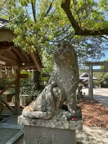 鏡神社の狛犬