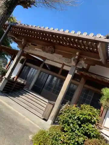 西岸寺の本殿・本堂