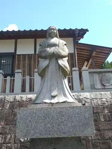 和氣神社（和気神社）の像