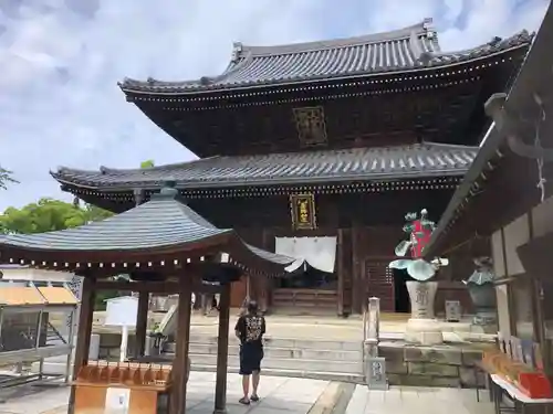 善通寺の本殿・本堂