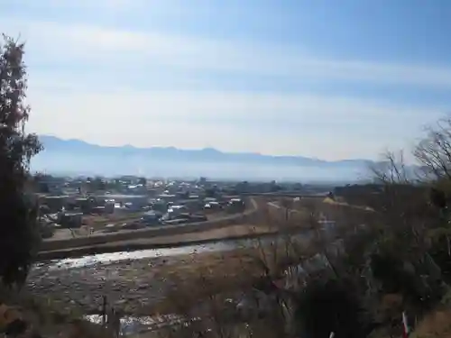 差出磯大嶽山神社 仕事と健康と厄よけの神さまの景色