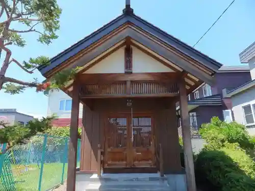 苗穂山農本神社の本殿・本堂