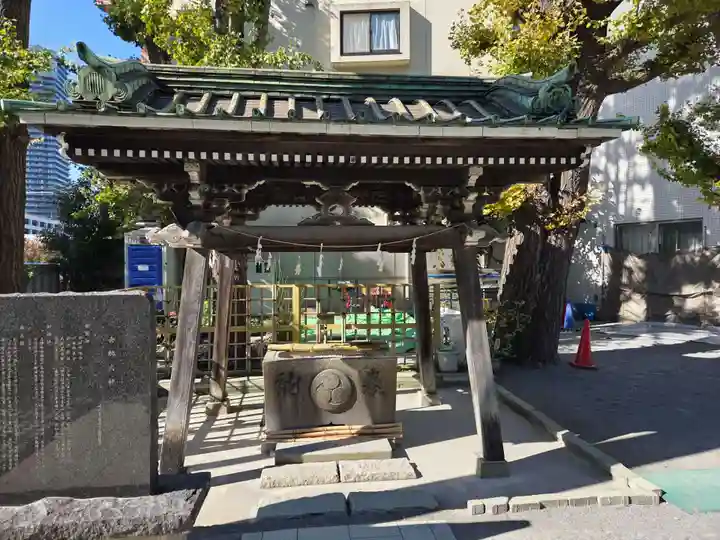 女躰大神(神奈川県)