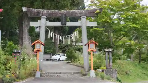 羽黒神社の鳥居