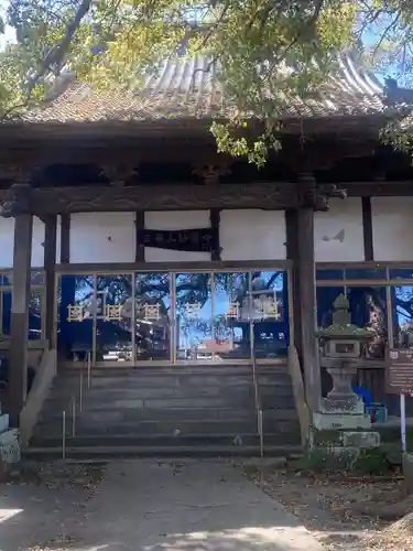 妙蓮寺の本殿・本堂