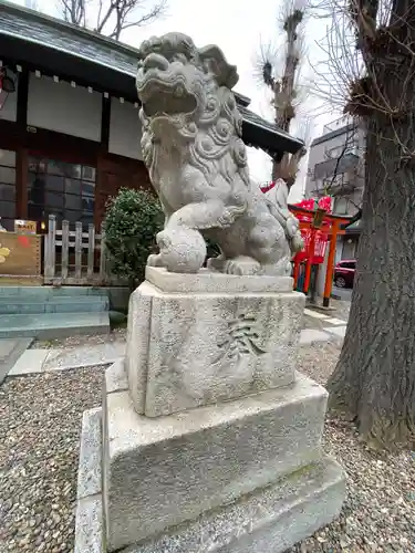 諏訪神社の狛犬