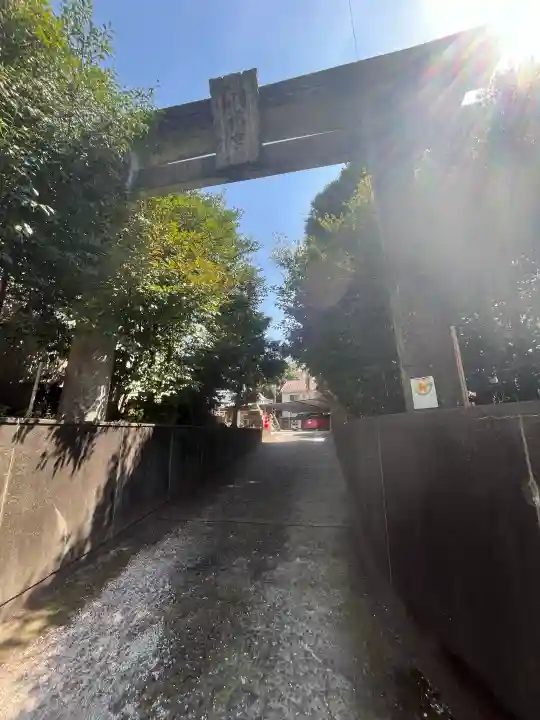 小旙八幡宮の{uncategorized: "未分類", other: "その他", undefined: "問題あり", building: "その他建物", grave: "お墓", sacred_gate: "鳥居", guardian: "狛犬", statue: "像", buddha: "仏像", history: "歴史", nature: "自然", garden: "庭園", animal: "動物", pagoda: "塔", temizu: "手水舎", mountain_gate: "山門・神門", sanctuary: "本殿・本堂", subordinate: "末社・摂社", art: "芸術", scenery: "景色", jizo: "地蔵", ema: "絵馬", goshuin: "御朱印", omikuji: "おみくじ", items: "授与品その他", amulet: "お守り", goshuincho: "御朱印帳", eats: "食事", festival: "お祭り", votive_dance: "神楽", shichigosan: "七五三参", wedding: "結婚式", experience: "体験その他", initially: "初詣", around: "周辺", anti_infection: "感染症対策"}