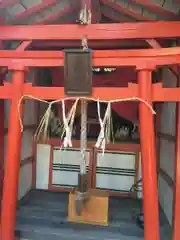 三蔵稲荷神社の鳥居