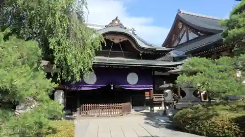 善光寺大本願の本殿