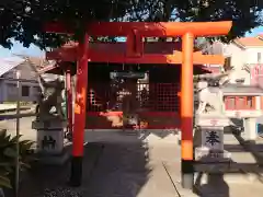 男女稲荷神社の鳥居