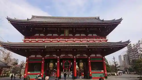 浅草寺の山門