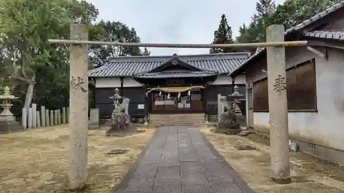 天神社の本殿