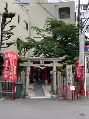 新世界稲荷神社の鳥居