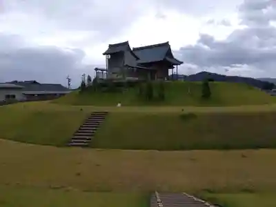八幡神社（兜山古墳）(福井県)