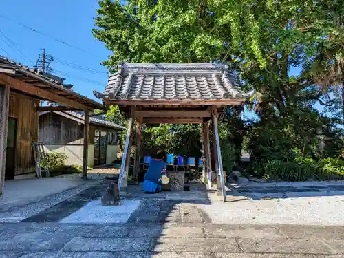 福忍寺の手水舎