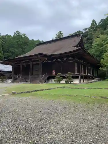 西明寺の本殿