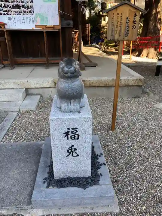 三輪神社の狛犬