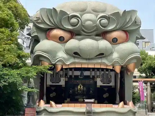 難波八阪神社の狛犬