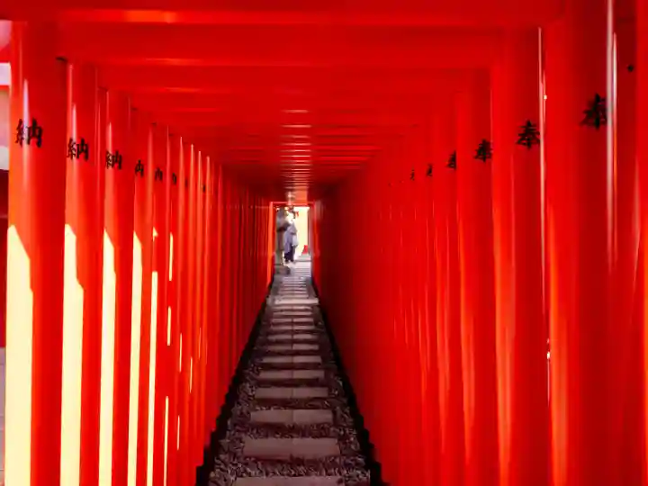 東京羽田 穴守稲荷神社の{uncategorized: "未分類", other: "その他", undefined: "問題あり", building: "その他建物", grave: "お墓", sacred_gate: "鳥居", guardian: "狛犬", statue: "像", buddha: "仏像", history: "歴史", nature: "自然", garden: "庭園", animal: "動物", pagoda: "塔", temizu: "手水舎", mountain_gate: "山門・神門", sanctuary: "本殿・本堂", subordinate: "末社・摂社", art: "芸術", scenery: "景色", jizo: "地蔵", ema: "絵馬", goshuin: "御朱印", omikuji: "おみくじ", items: "授与品その他", amulet: "お守り", goshuincho: "御朱印帳", eats: "食事", festival: "お祭り", votive_dance: "神楽", shichigosan: "七五三参", wedding: "結婚式", experience: "体験その他", initially: "初詣", around: "周辺", anti_infection: "感染症対策"}