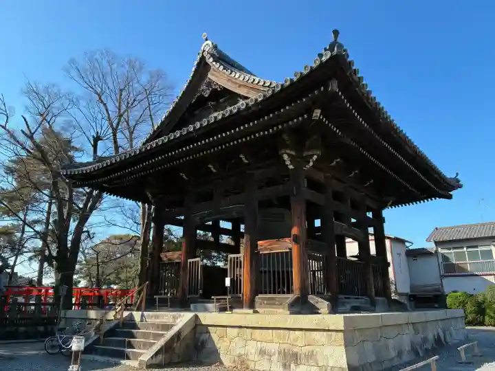方広寺の{uncategorized: "未分類", other: "その他", undefined: "問題あり", building: "その他建物", grave: "お墓", sacred_gate: "鳥居", guardian: "狛犬", statue: "像", buddha: "仏像", history: "歴史", nature: "自然", garden: "庭園", animal: "動物", pagoda: "塔", temizu: "手水舎", mountain_gate: "山門・神門", sanctuary: "本殿・本堂", subordinate: "末社・摂社", art: "芸術", scenery: "景色", jizo: "地蔵", ema: "絵馬", goshuin: "御朱印", omikuji: "おみくじ", items: "授与品その他", amulet: "お守り", goshuincho: "御朱印帳", eats: "食事", festival: "お祭り", votive_dance: "神楽", shichigosan: "七五三参", wedding: "結婚式", experience: "体験その他", initially: "初詣", around: "周辺", anti_infection: "感染症対策"}