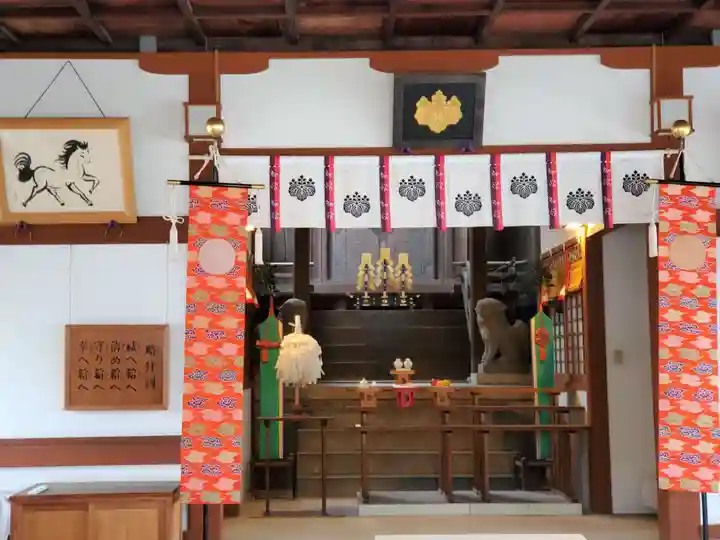 丹生神社の本殿・本堂