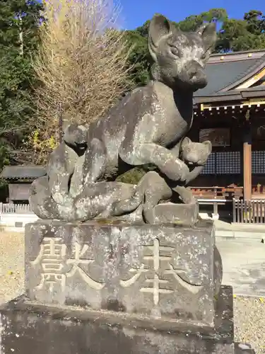 女化神社の狛犬