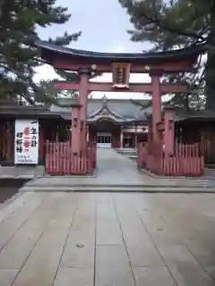 氣比神宮の鳥居