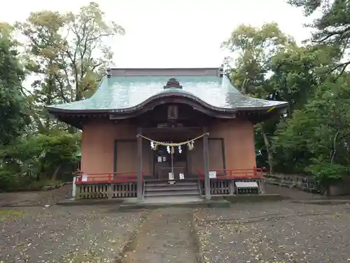 鹿苑神社の本殿・本堂