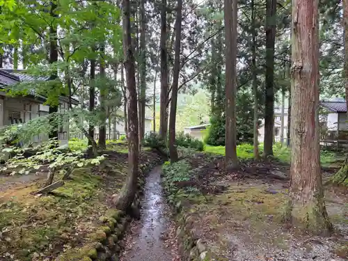 雄山神社中宮祈願殿(富山県)