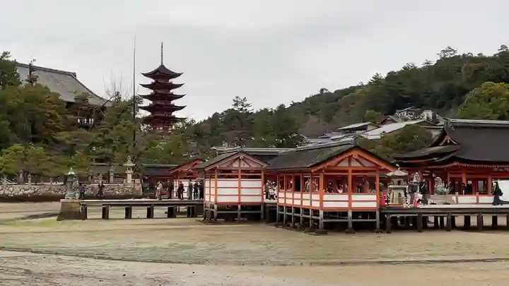 厳島神社(広島県)