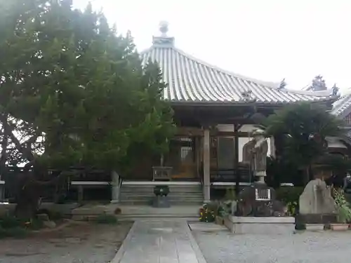 寳積寺の本殿・本堂