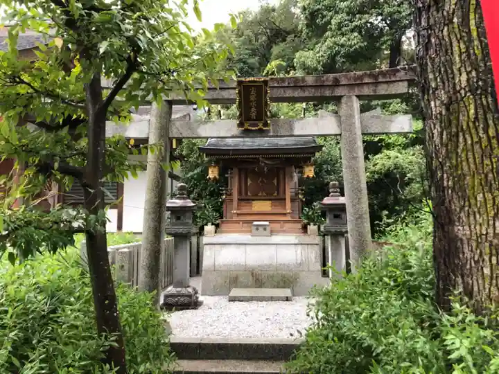 伊和志津神社の末社・摂社