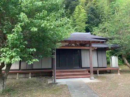 天照寺の本殿・本堂