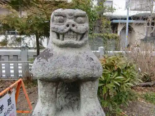 銭谷稲生神社の狛犬