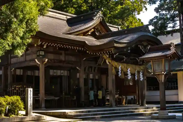 白山比咩神社の本殿・本堂