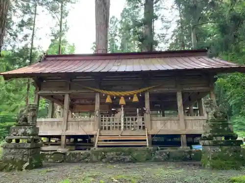 那比本社の本殿・本堂