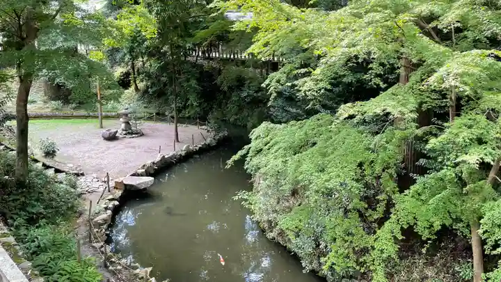 田村神社の庭園