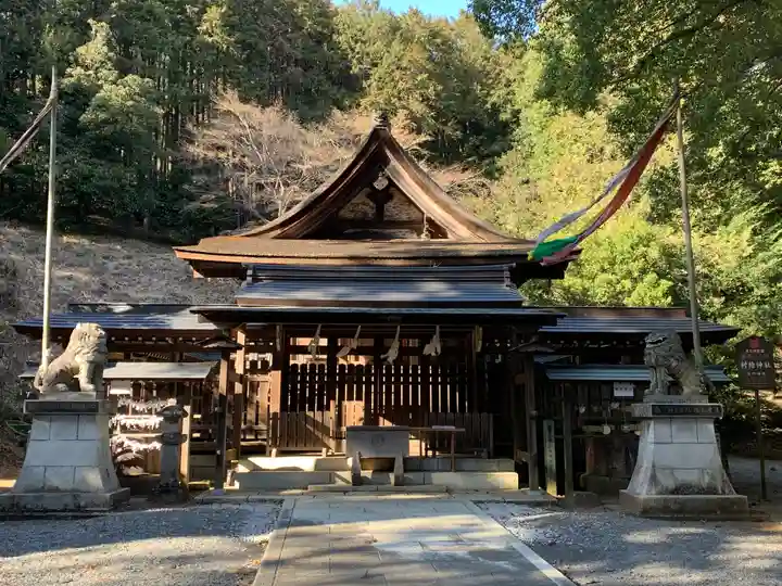 村檜神社の本殿・本堂
