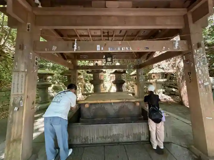 金刀比羅宮の{uncategorized: "未分類", other: "その他", undefined: "問題あり", building: "その他建物", grave: "お墓", sacred_gate: "鳥居", guardian: "狛犬", statue: "像", buddha: "仏像", history: "歴史", nature: "自然", garden: "庭園", animal: "動物", pagoda: "塔", temizu: "手水舎", mountain_gate: "山門・神門", sanctuary: "本殿・本堂", subordinate: "末社・摂社", art: "芸術", scenery: "景色", jizo: "地蔵", ema: "絵馬", goshuin: "御朱印", omikuji: "おみくじ", items: "授与品その他", amulet: "お守り", goshuincho: "御朱印帳", eats: "食事", festival: "お祭り", votive_dance: "神楽", shichigosan: "七五三参", wedding: "結婚式", experience: "体験その他", initially: "初詣", around: "周辺", anti_infection: "感染症対策"}