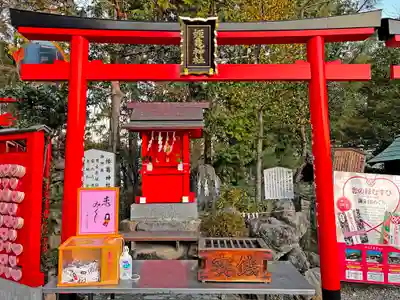 三光稲荷神社の末社・摂社