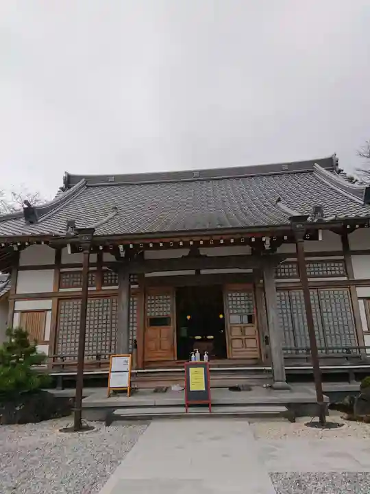蓮久寺の本殿・本堂