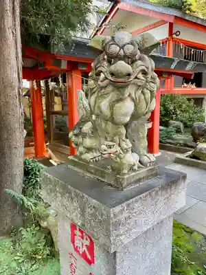 くまくま神社(導きの社 熊野町熊野神社)の狛犬